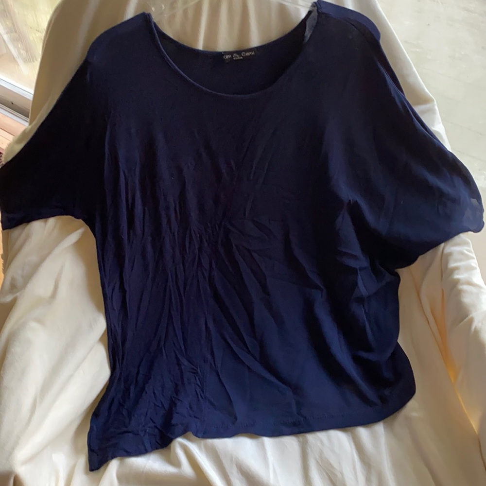 ThreeQuarterSleeve Asymmetrical Stretch Top